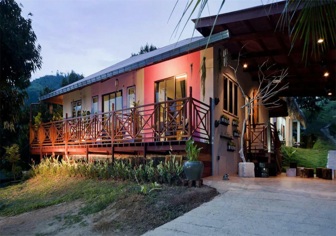 Bilut Leisure Sdn Bhd Hotel Raub Exterior photo